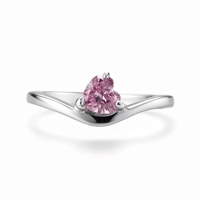 Кольцо из серебра с фианитом